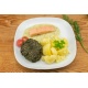 Zalmfilet dillesaus, spinazie, gekookte aardappelen