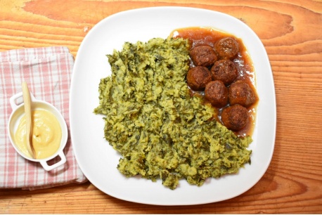 Stamppot boerenkool met vegan balletjes, vega maaltijd