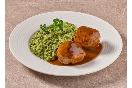 Natriumarme boerenkoolstamppot met twee gehaktballen in jus